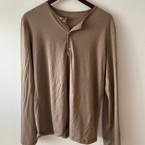 Mizzen + Main Tan Long Sleeve Henley